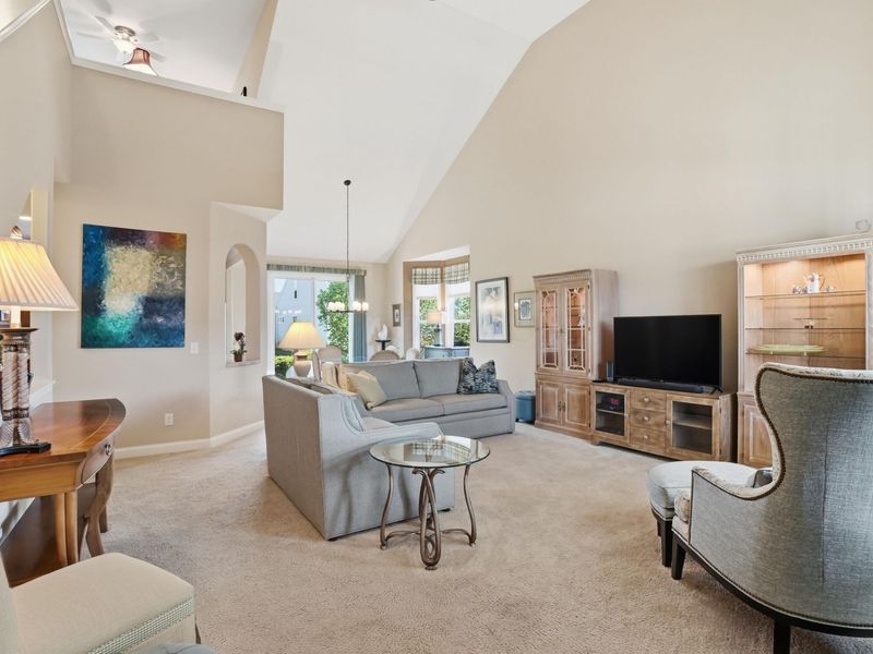 6000 Deansboro Drive , Westerville, OH 43081 Photo 9