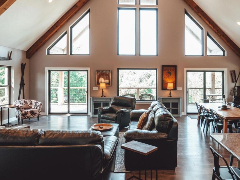 12039 Flowers Road , Rockbridge, OH 43149 Photo 13