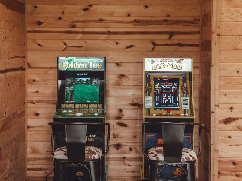 12039 Flowers Road , Rockbridge, OH 43149 Photo 34