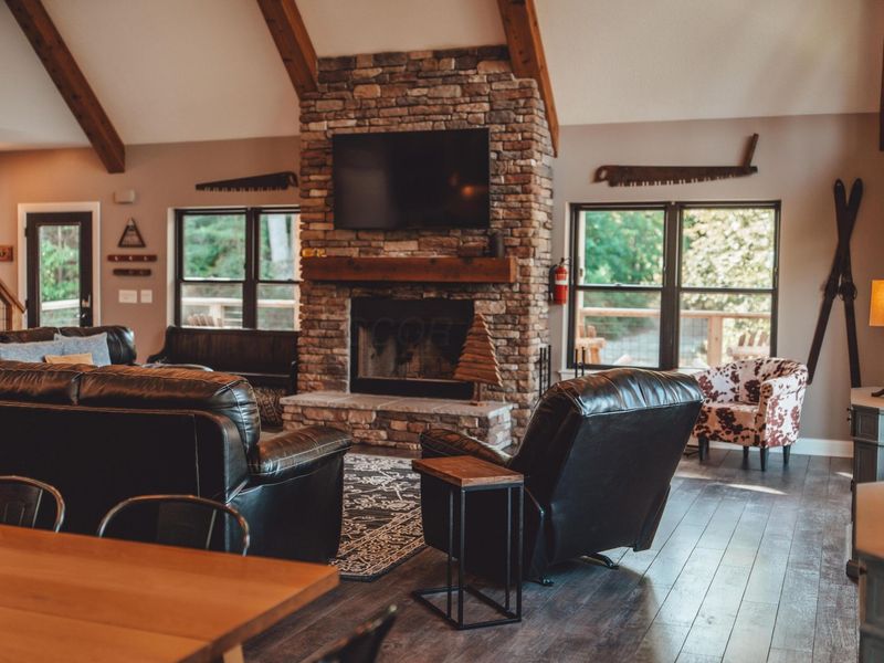 12039 Flowers Road , Rockbridge, OH 43149 Photo 6