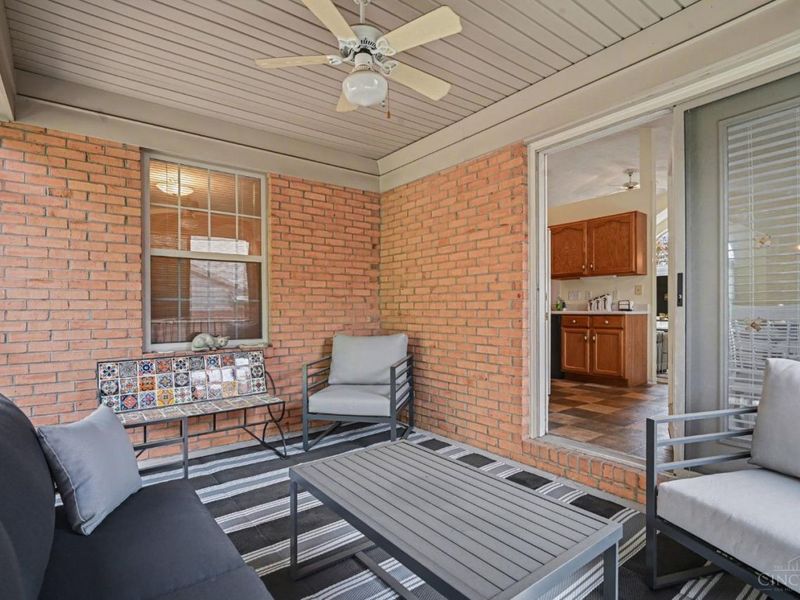 5337 Meadow Estates Drive, Cincinnati, OH 45247 Photo 12