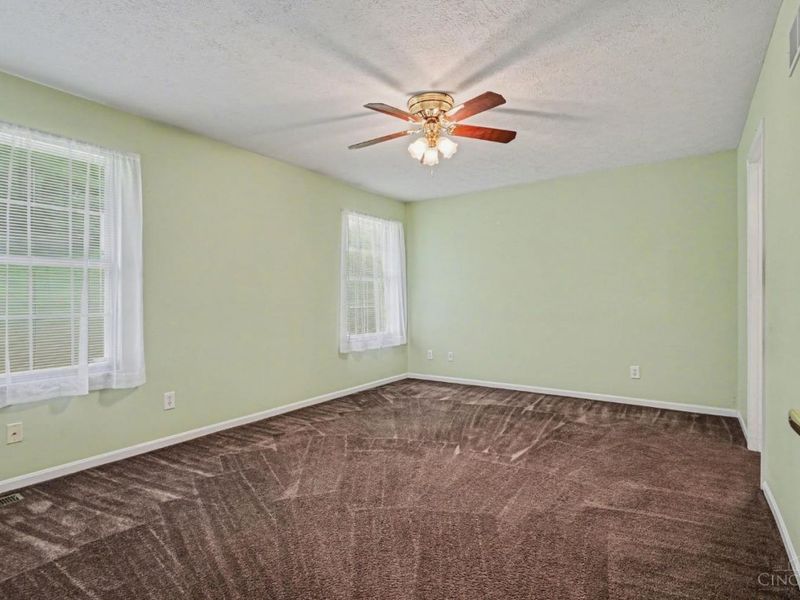 5337 Meadow Estates Drive, Cincinnati, OH 45247 Photo 16