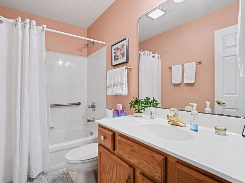 5337 Meadow Estates Drive, Cincinnati, OH 45247 Photo 20