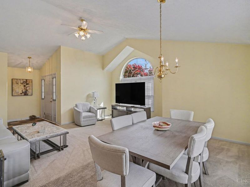 5337 Meadow Estates Drive, Cincinnati, OH 45247 Photo 6