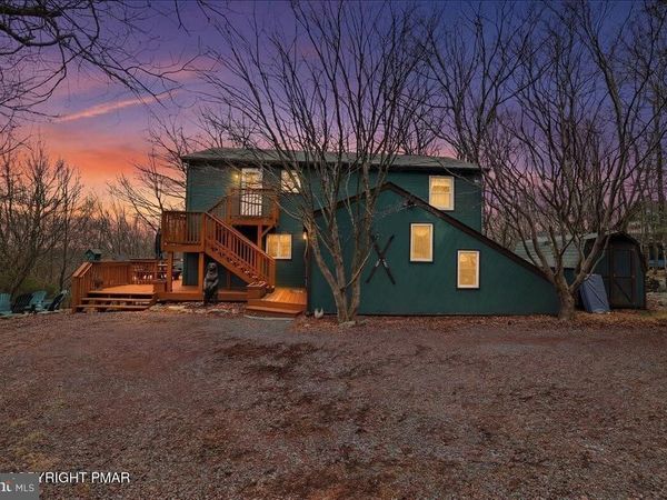 12 HIDDEN RIDGE ROAD , LAKE HARMONY, PA 18624