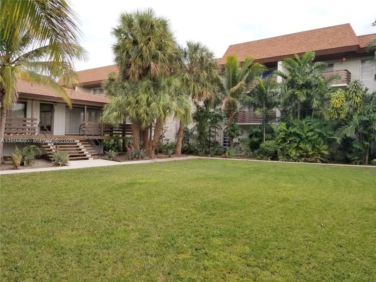 7483 SW 82nd St , Unit A203, Miami, FL 33143 Photo