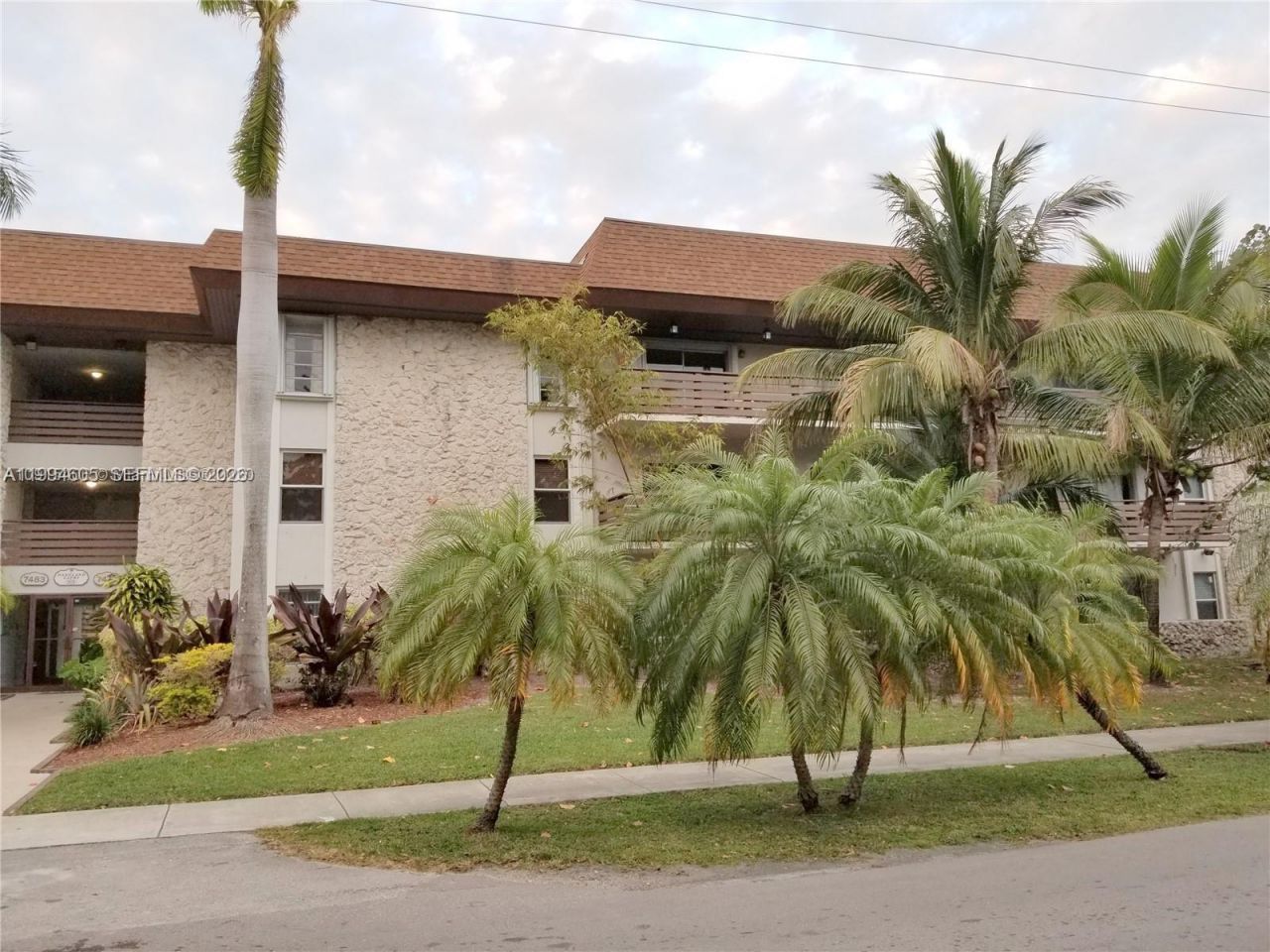 7483 SW 82nd St , Unit A203, Miami, FL 33143 Photo