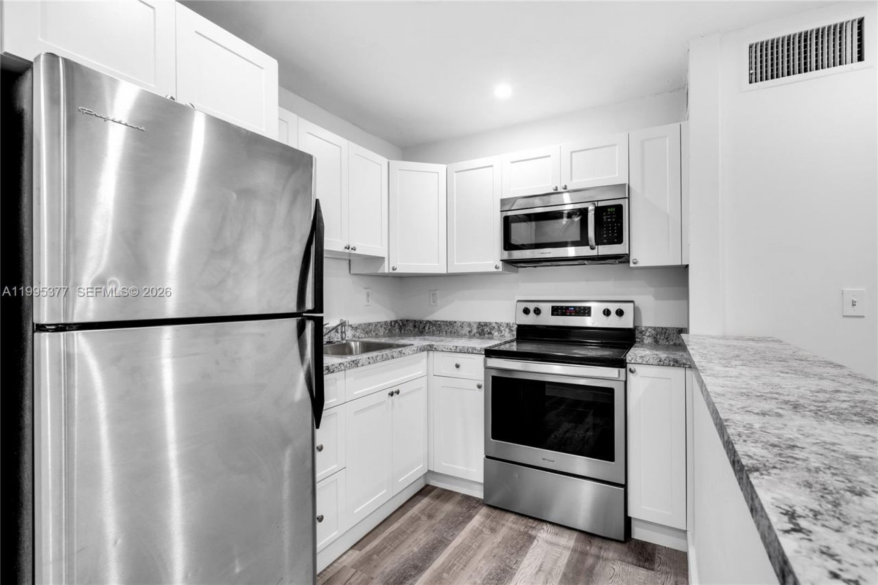 6445 NW 2nd Ave, Unit 2, Miami, FL 33150 Photo