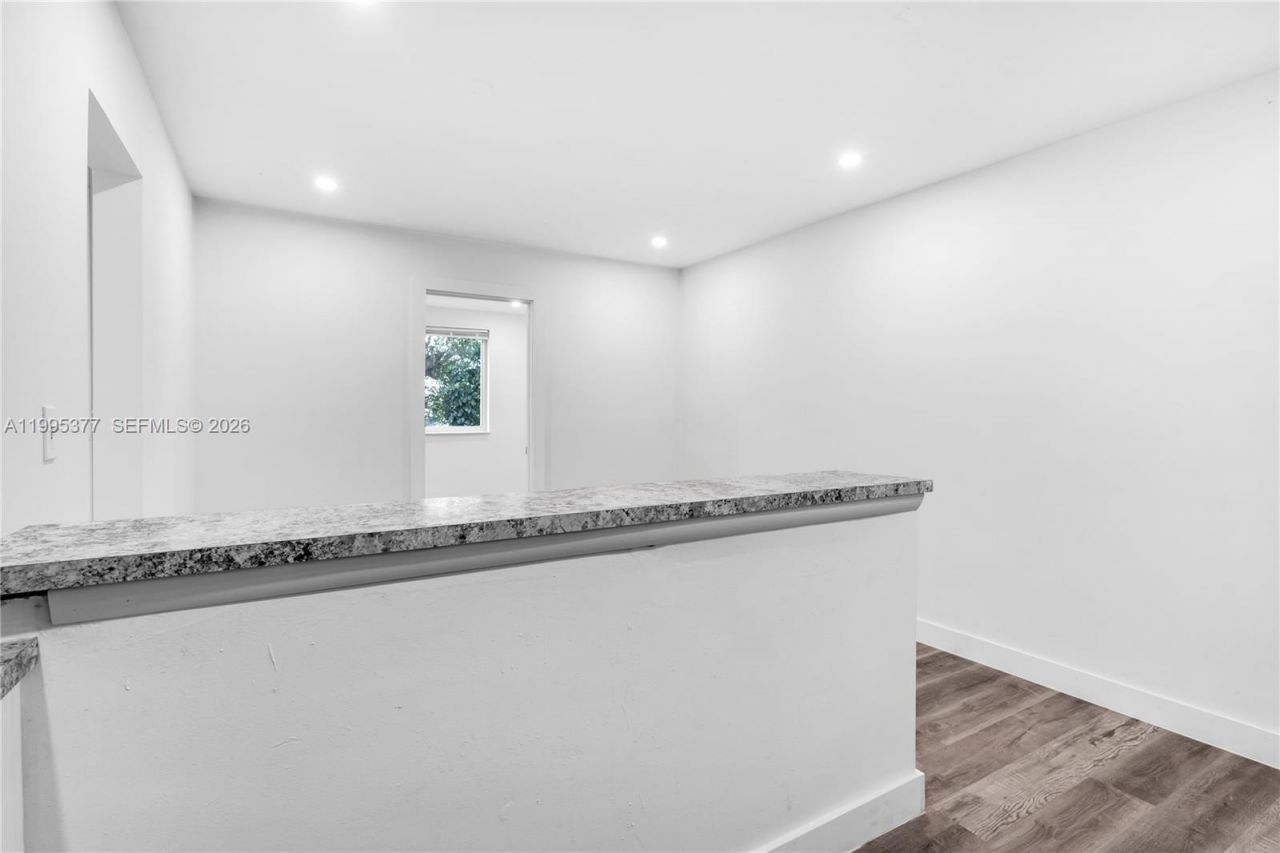 6445 NW 2nd Ave, Unit 2, Miami, FL 33150 Photo