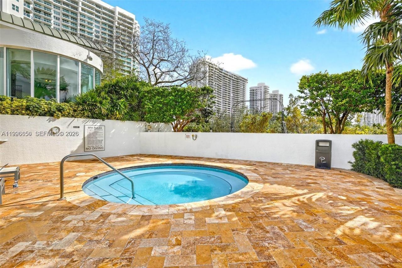 3301 NE 183rd St , Unit 809, Aventura, FL 33160 Photo
