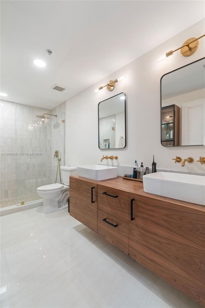 2650 SW 37th Ave , Unit 406, Miami, FL 33133 Photo