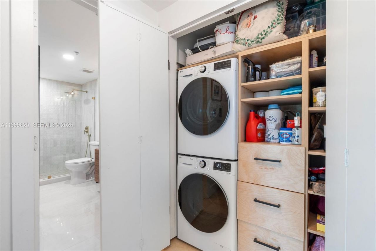 2650 SW 37th Ave , Unit 406, Miami, FL 33133 Photo