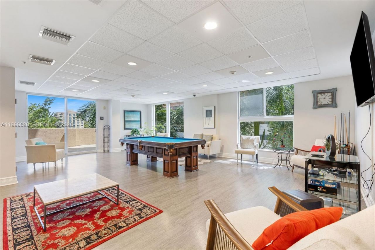 2650 SW 37th Ave , Unit 406, Miami, FL 33133 Photo