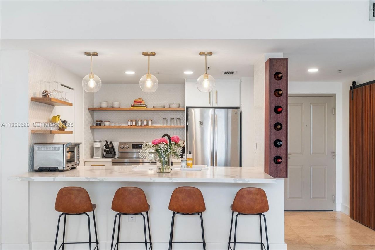 2650 SW 37th Ave , Unit 406, Miami, FL 33133 Photo