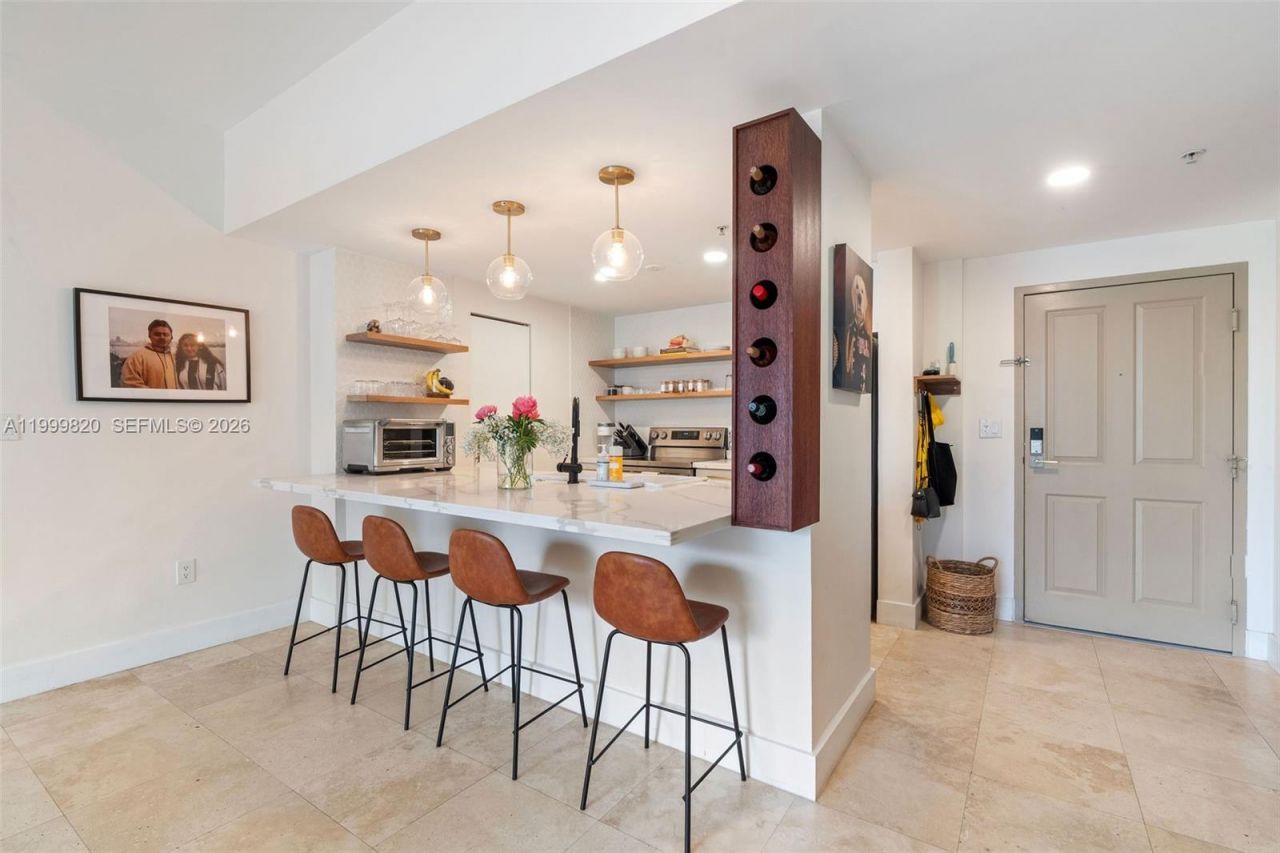 2650 SW 37th Ave , Unit 406, Miami, FL 33133 Photo