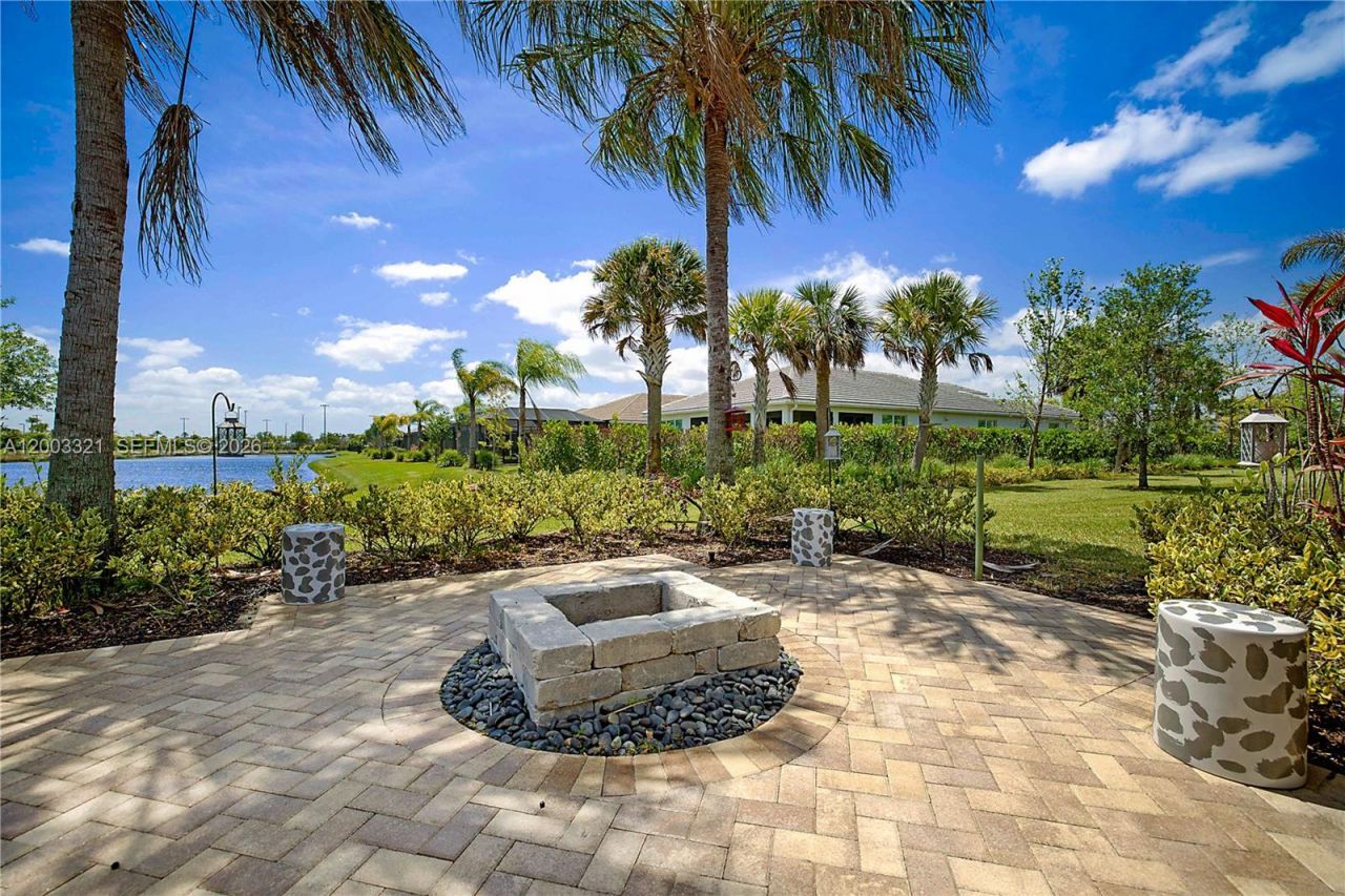 10736 SW Matisse Ln, Port Saint Lucie, FL 34987 Photo