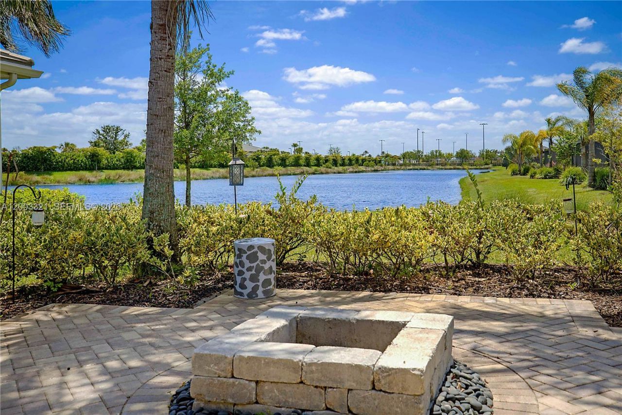 10736 SW Matisse Ln, Port Saint Lucie, FL 34987 Photo