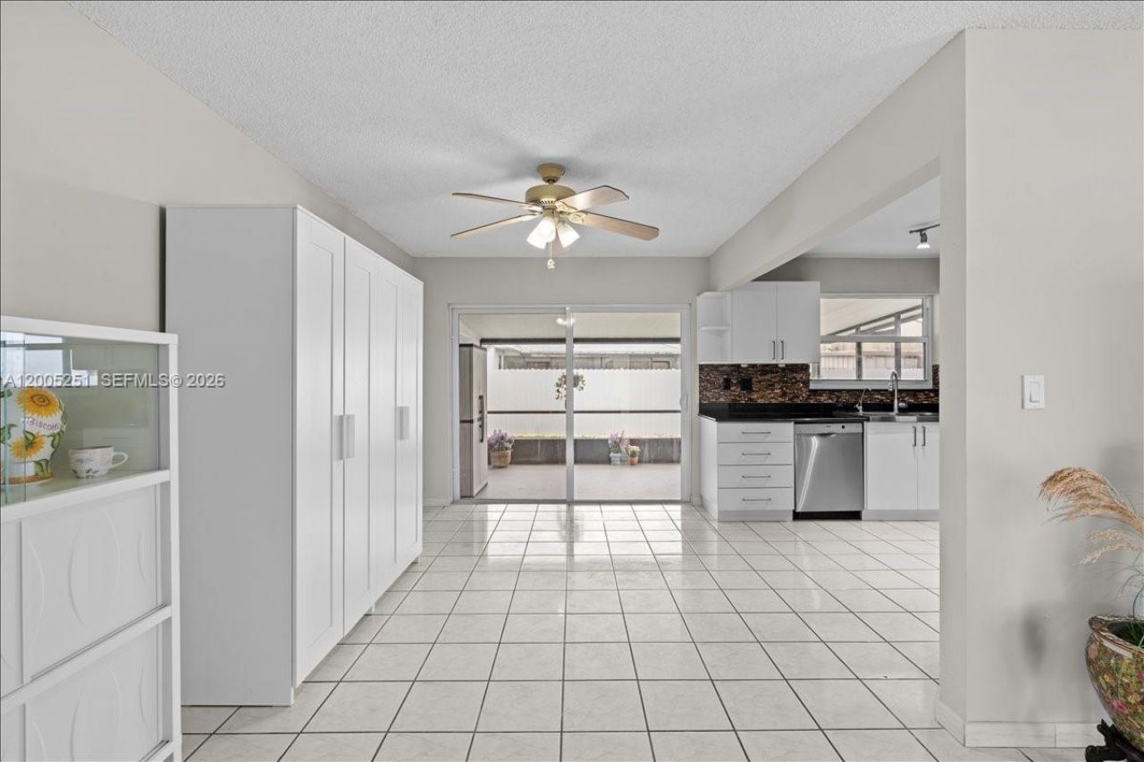 13226 NW 5th Ter, Miami, FL 33182 Photo
