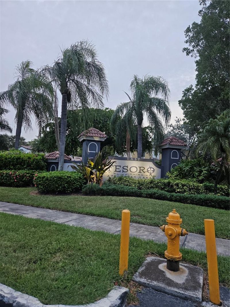 16314 SW 97th St , Miami, FL 33196 Photo