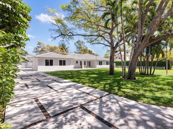 11555 Griffing Blvd , Biscayne Park, FL 33161