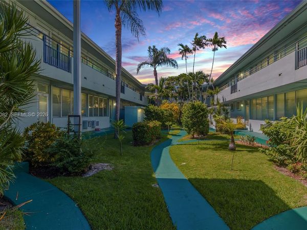 1060 98 St, Bay Harbor Islands, FL 33154