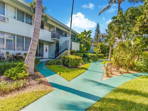 1060 98 St, Bay Harbor Islands, FL 33154