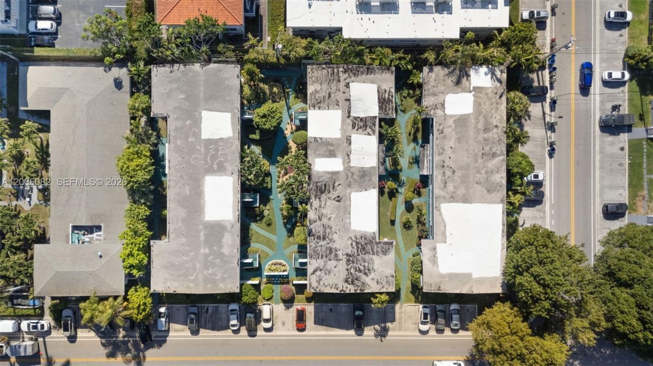 1060 98 St, Bay Harbor Islands, FL 33154 Photo