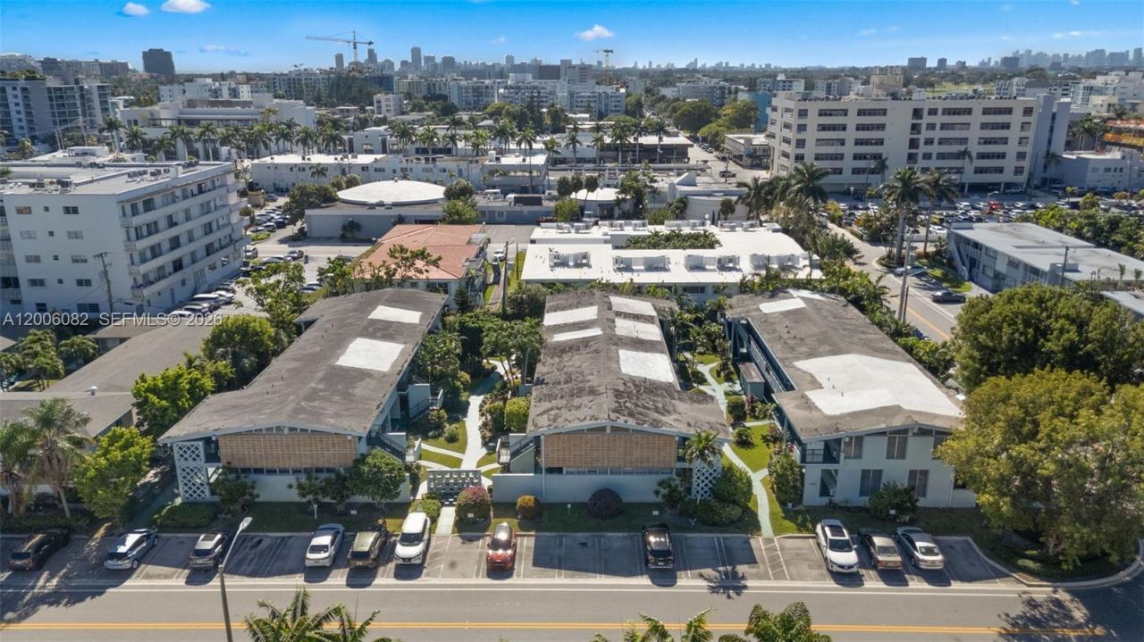 1060 98 St, Bay Harbor Islands, FL 33154 Photo