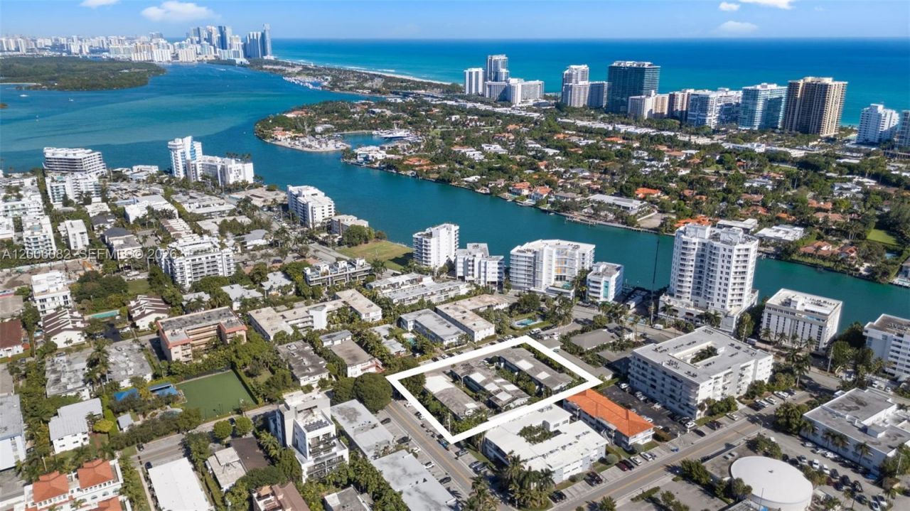 1060 98 St, Bay Harbor Islands, FL 33154 Photo