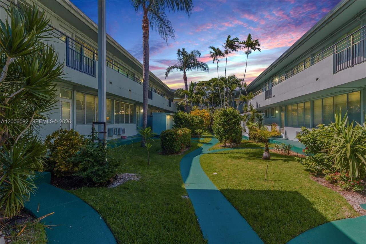 1060 98 St, Bay Harbor Islands, FL 33154 Photo