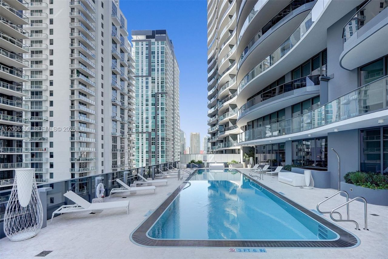 1000 Brickell Plaza, Unit PH5106, Miami, FL 33131 Photo
