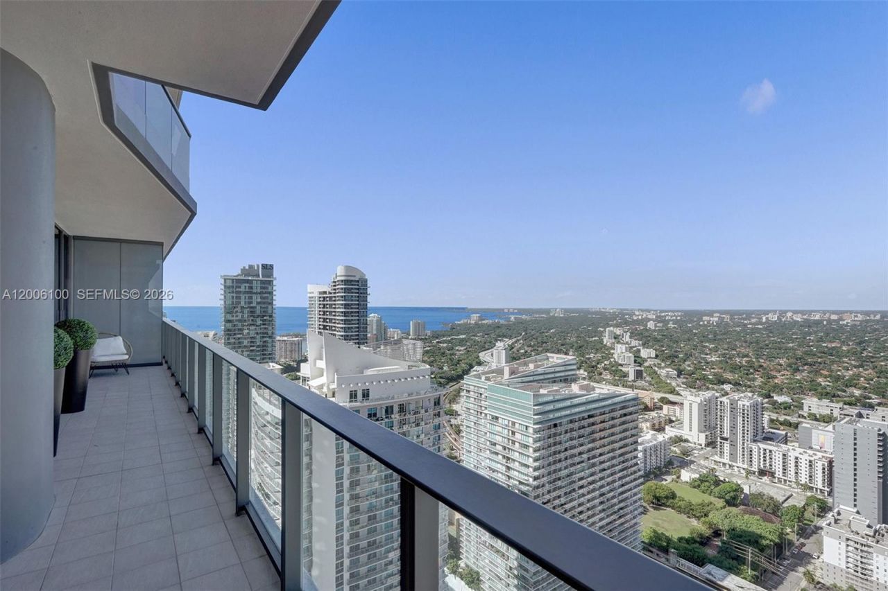 1000 Brickell Plaza, Unit PH5106, Miami, FL 33131 Photo