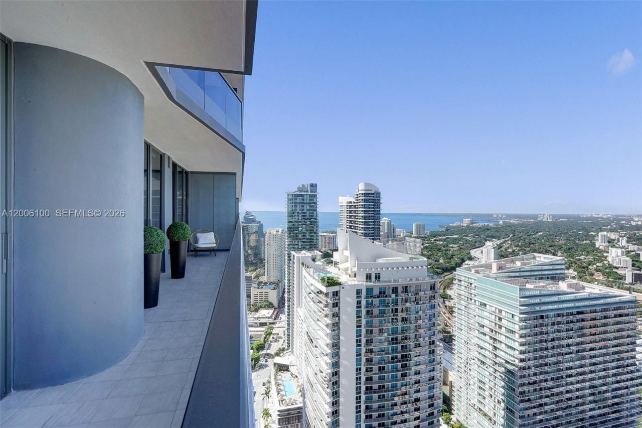 1000 Brickell Plaza, Unit PH5106, Miami, FL 33131 Photo