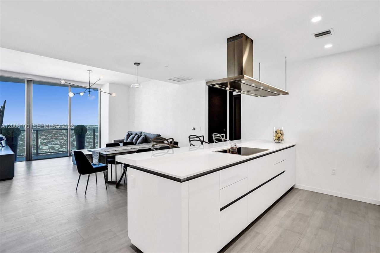 1000 Brickell Plaza, Unit PH5106, Miami, FL 33131 Photo