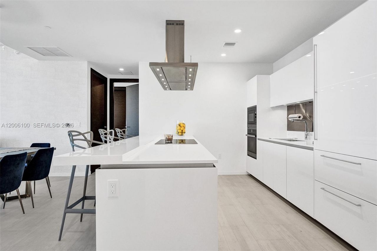 1000 Brickell Plaza, Unit PH5106, Miami, FL 33131 Photo