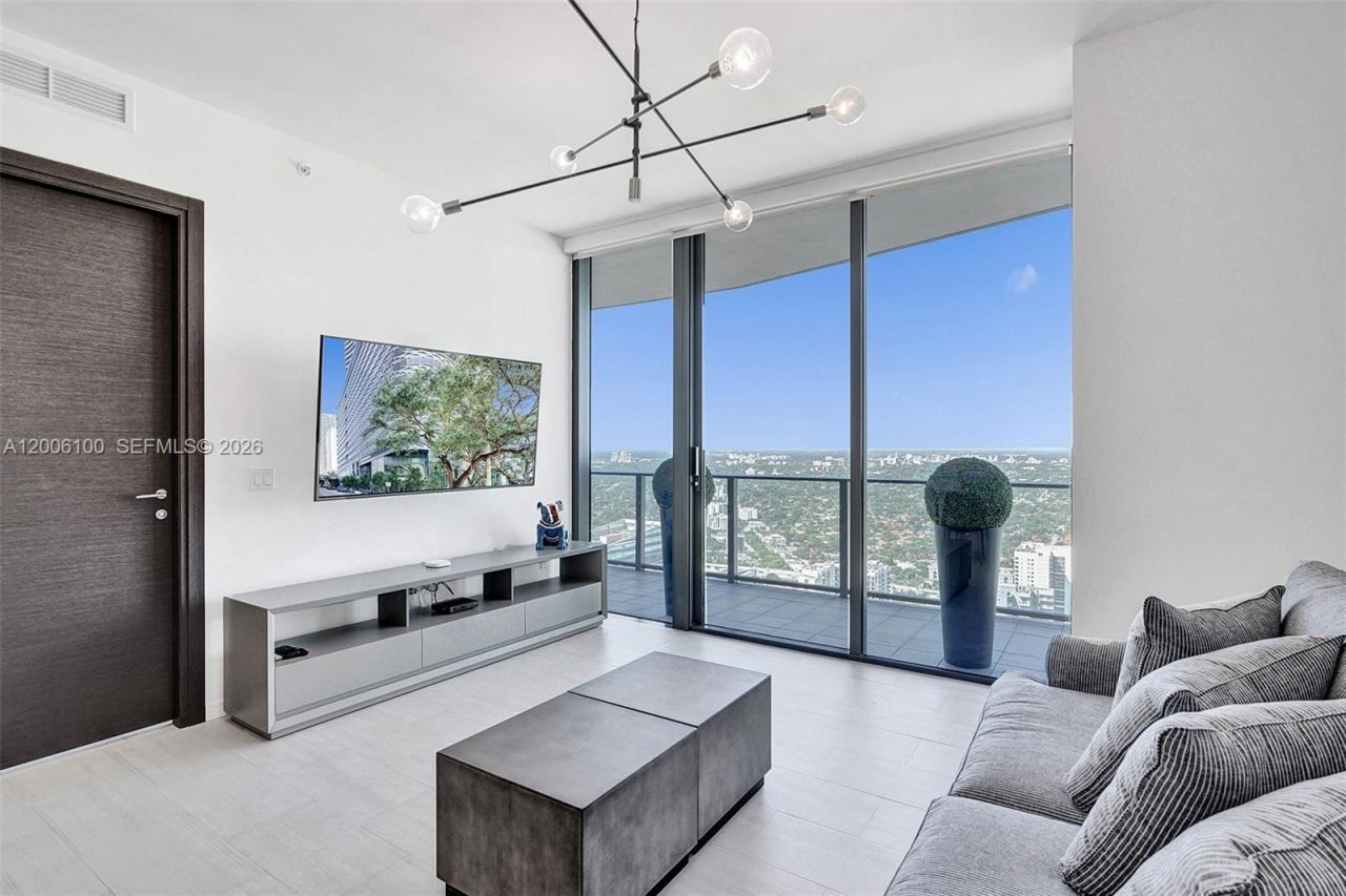 1000 Brickell Plaza, Unit PH5106, Miami, FL 33131 Photo