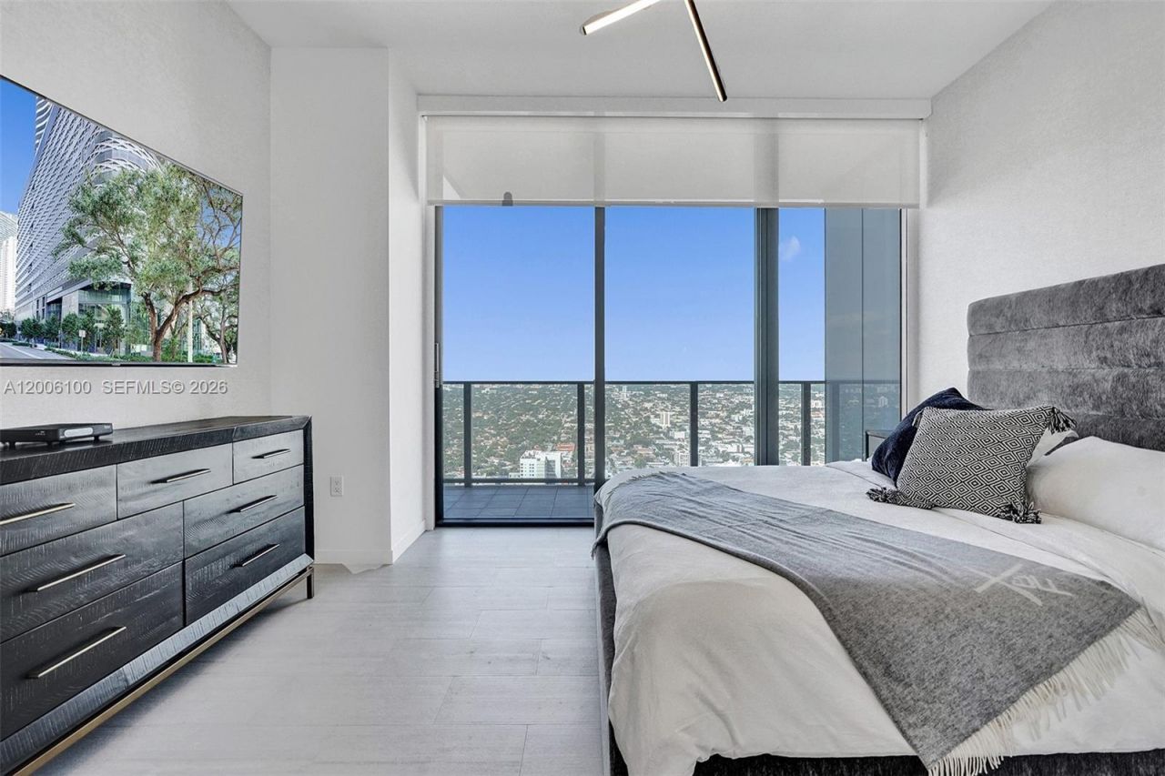 1000 Brickell Plaza, Unit PH5106, Miami, FL 33131 Photo