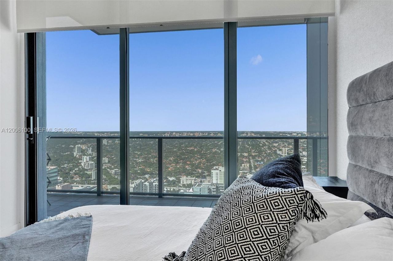 1000 Brickell Plaza, Unit PH5106, Miami, FL 33131 Photo