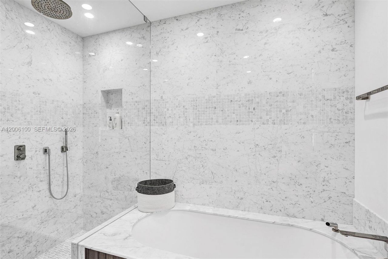 1000 Brickell Plaza, Unit PH5106, Miami, FL 33131 Photo