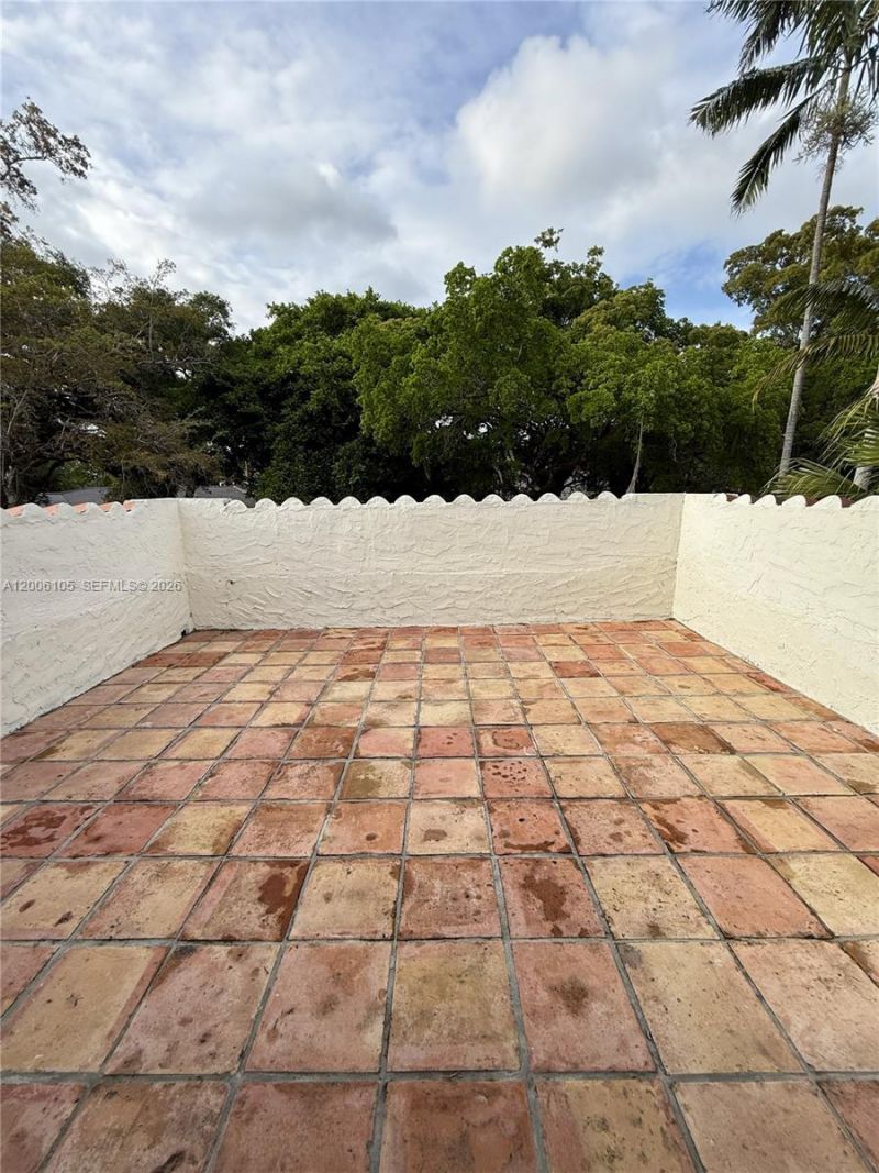 502 Madeira Ave, Unit A, Coral Gables, FL 33134 Photo