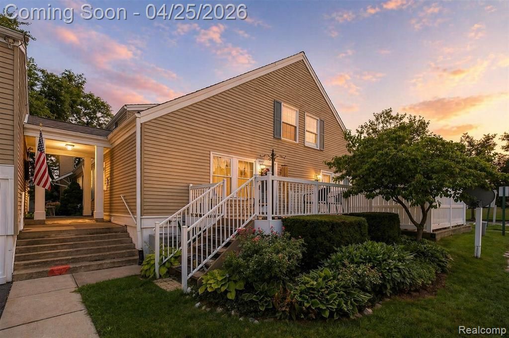 21256 E Glen Haven Circle, Novi, MI 48167 Main Photo