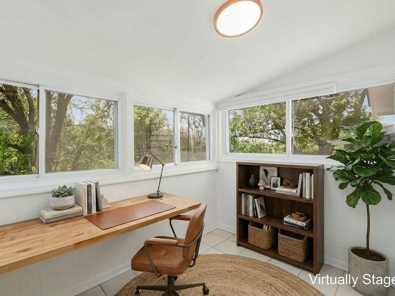 95 E Pacemont Road, Columbus, OH 43202 Photo 24