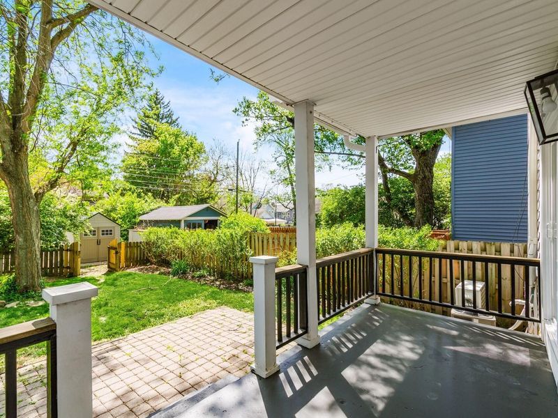 95 E Pacemont Road, Columbus, OH 43202 Photo 33