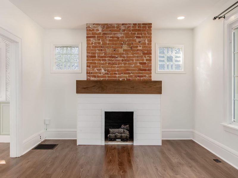 95 E Pacemont Road, Columbus, OH 43202 Photo 5