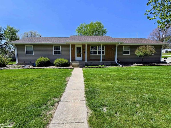902 N Mulberry Street, Creston, IA 50801