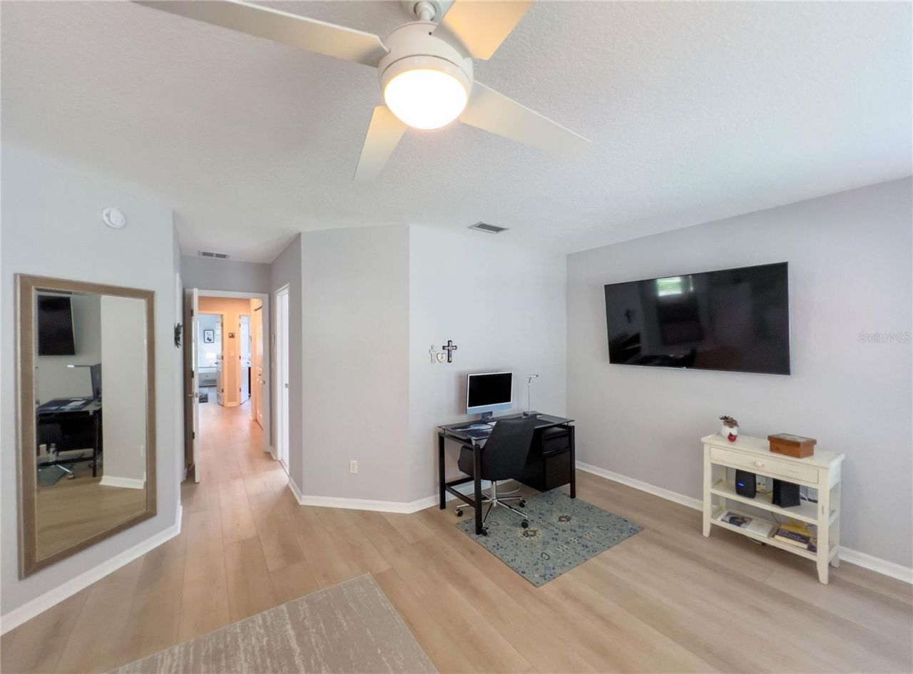 350 2nd Street N, Unit 8, Saint Petersburg, FL 33701 Photo