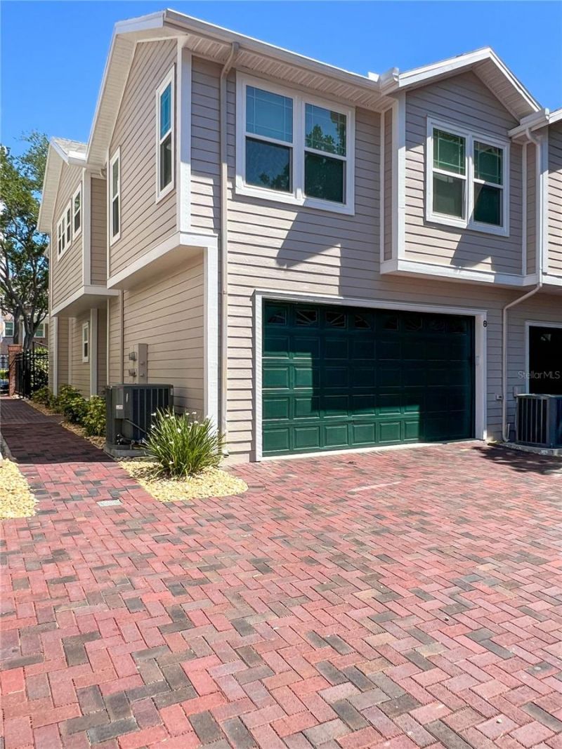 350 2nd Street N, Unit 8, Saint Petersburg, FL 33701 Photo