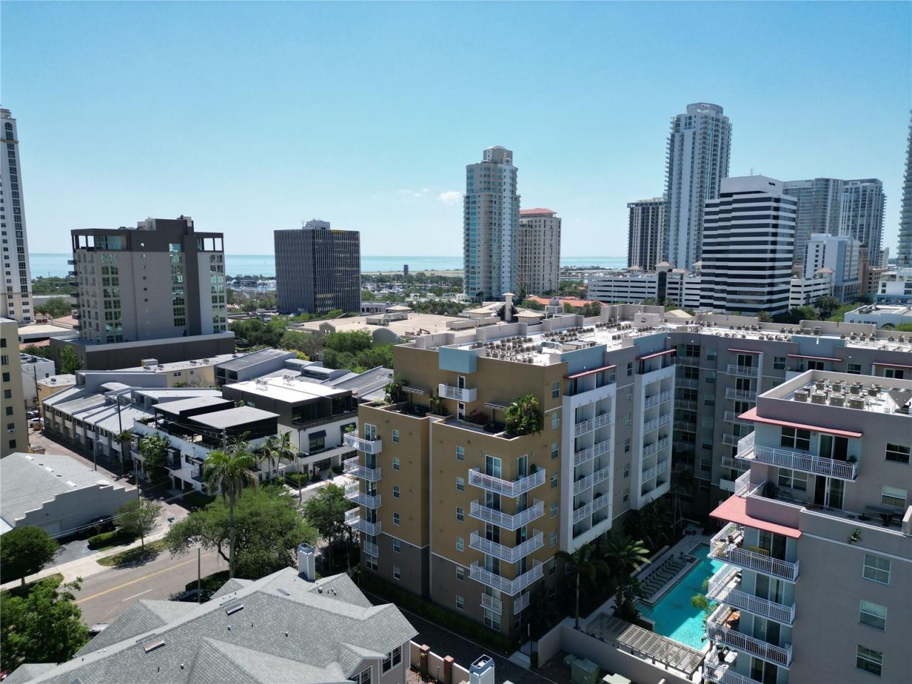 350 2nd Street N, Unit 8, Saint Petersburg, FL 33701 Photo