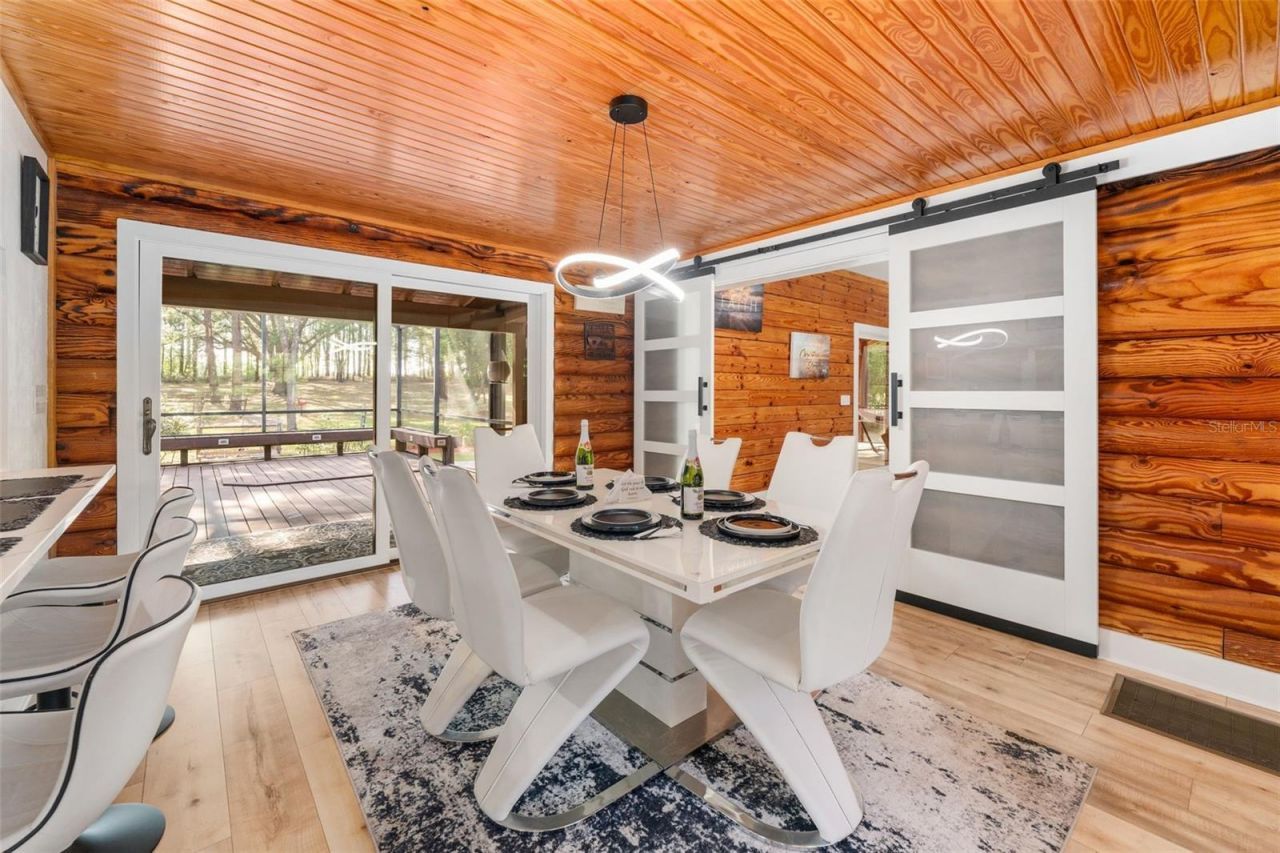 1114 SW 143rd Street , Newberry, FL 32669 Photo