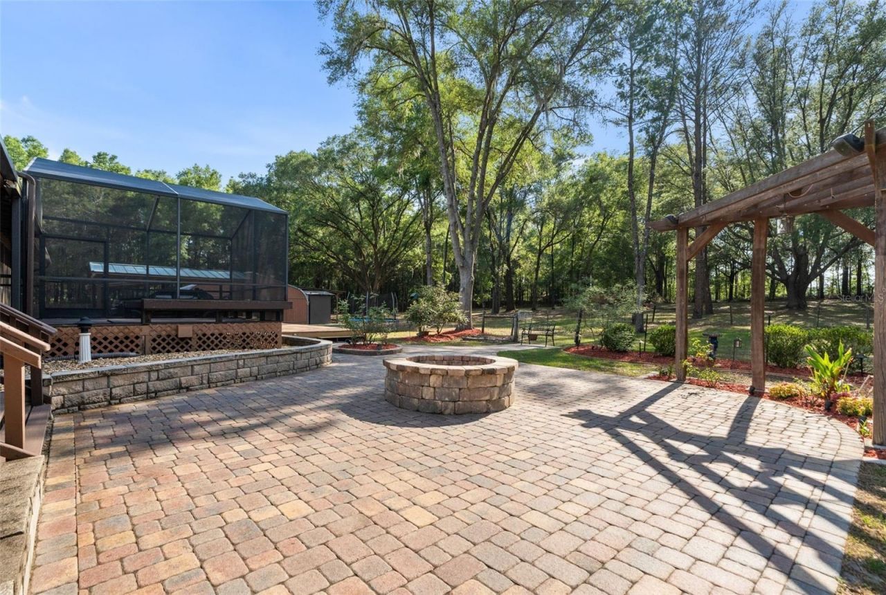 1114 SW 143rd Street , Newberry, FL 32669 Photo